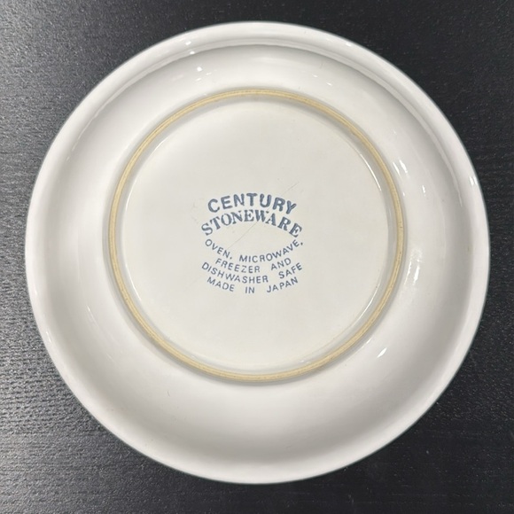 Century Stoneware Fannie's Farm Serving Bowl and 4 Plates Set - Picture 13 of 13